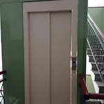 Mari Apartman Cosenza